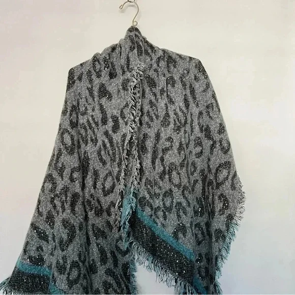 INC International Concepts Leopard Print Sequin Wrap Scarf Gray Black Blue - Picture 7 of 10